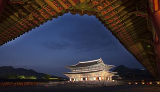韓國(guó)景福宮夜景4月26日正式開(kāi)幕